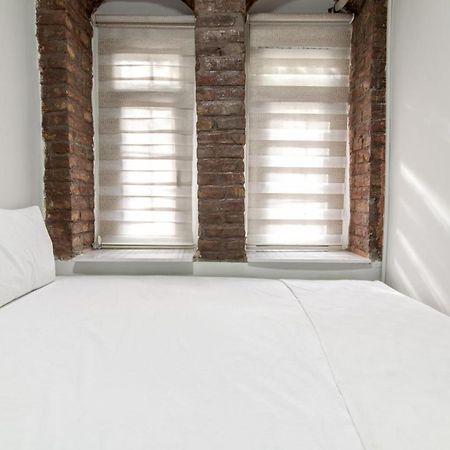 Ferienwohnung Modern Flat In The Heart Of Beyoglu Istanbul Exterior foto