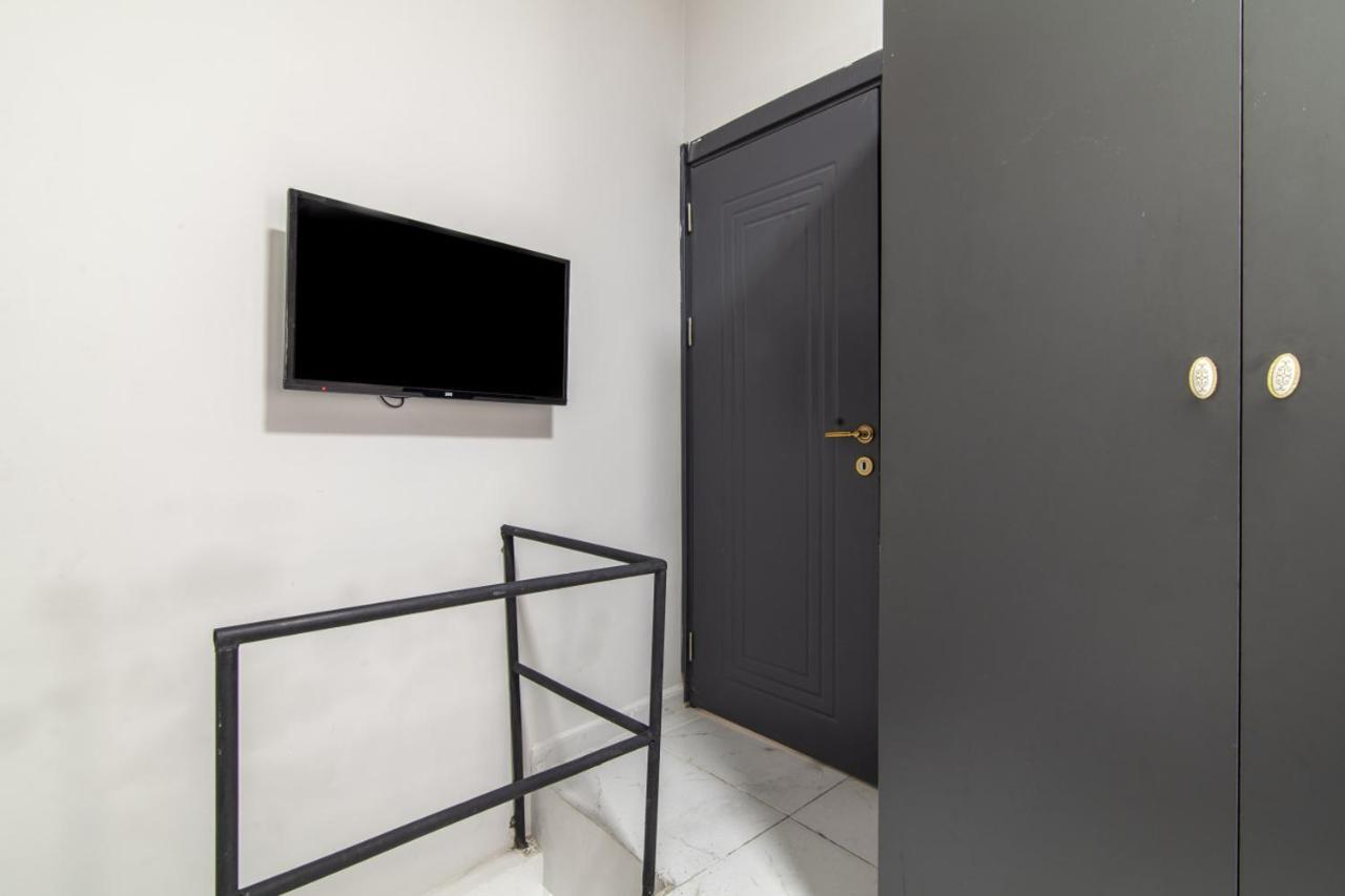 Ferienwohnung Modern Flat In The Heart Of Beyoglu Istanbul Exterior foto